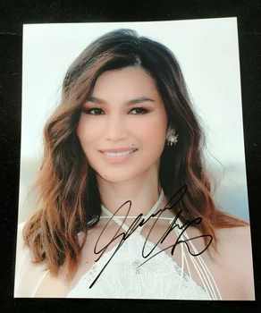 Gemma Chan Autographed Pasirašė Nuotrauka 8*10 DOVANŲ KOLEKCIJĄ 2021